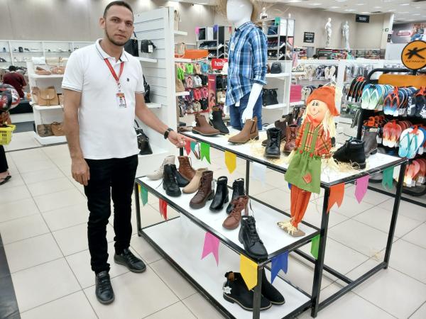 Setor de Cal&ccedil;ados: conforto e estilo para todas as idades(Imagem:FlorianoNews)