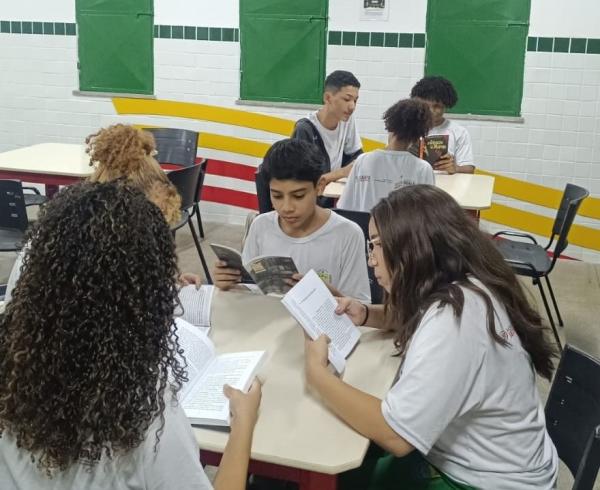 Estudantes da rede estadual publicam livro de poesias sobre preservação da fauna brasileira ameaçada de extinção(Imagem:Ascom Seduc)