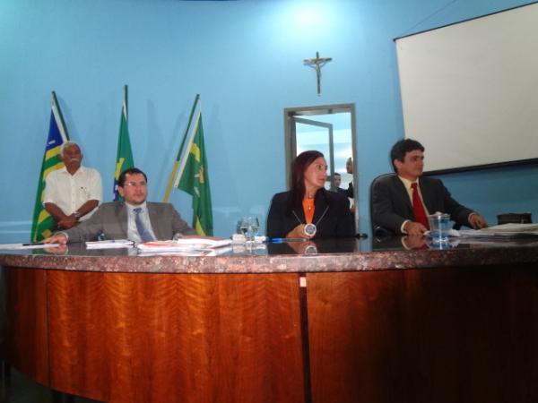 Realizada audi&ecirc;ncia p&uacute;blica na C&acirc;mara Municipal.(Imagem:FlorianoNews)