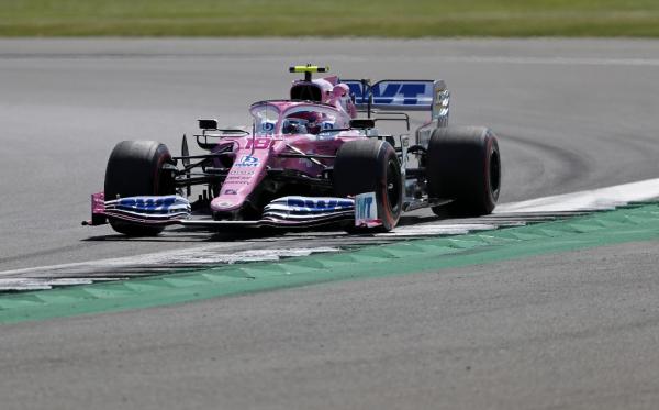 Stroll faz melhor tempo dos treinos na Inglaterra e Vettel tem problemas