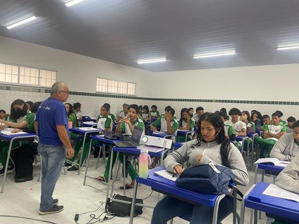 Preparação para Enem reúne mais de 200 estudantes da rede estadual em cidades no Piauí