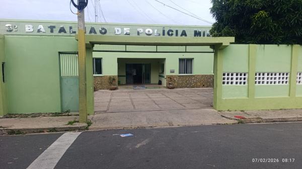 ROCAM do 3º BPM apreende drogas e celular roubado no bairro Irapuá, em Floriano
