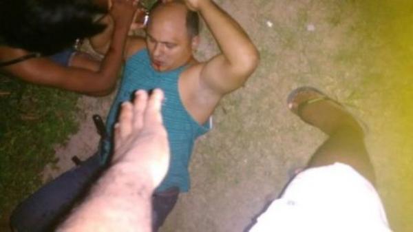 Homem entra em &oacute;bito ap&oacute;s dar entrada no hospital de Floriano com faca cravada no abd&ocirc;men.(Imagem:Divulga&ccedil;&atilde;o/internauta)