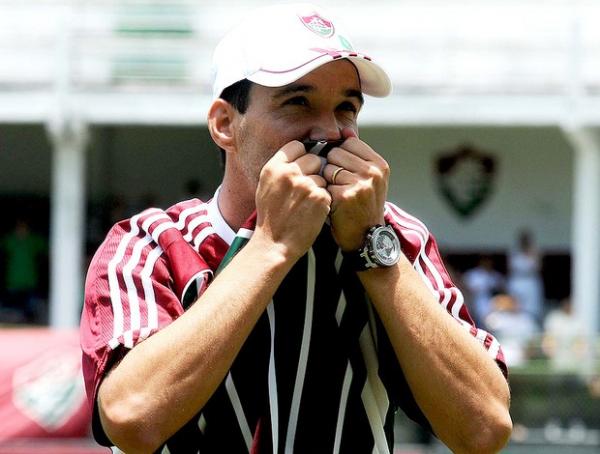 Abel minimiza 'problema' Thiago Neves