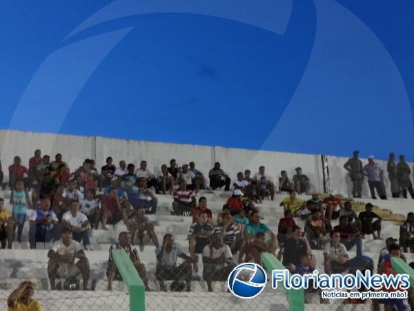 Cori-Sabbá perde para o 4 de Julho em Floriano.(Imagem:FlorianoNews)
