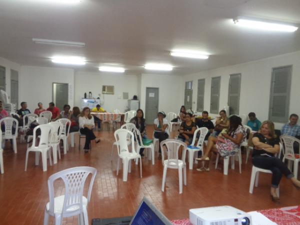 10&ordf; GRE sedia forma&ccedil;&atilde;o continuada de formadores do Projovem Campo.(Imagem:FlorianoNews)
