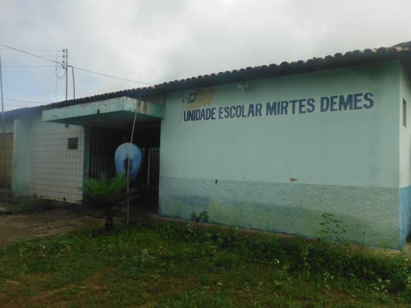  Escola Mirtes Demes ser&aacute; transformada em Biblioteca Estadual.(Imagem:FlorianoNews)