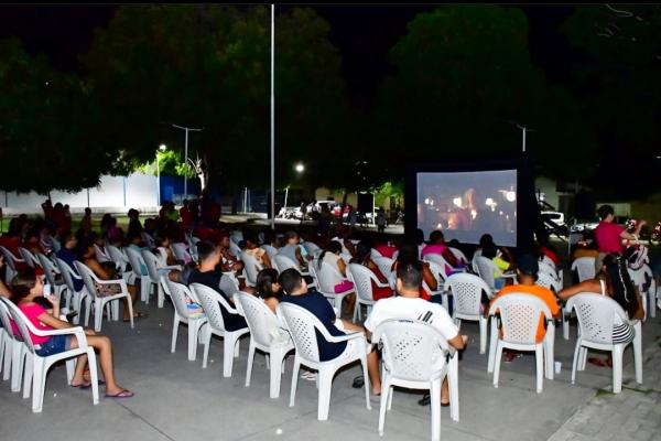 Projeto Cine Social em Floriano encerra mês de julho com diversão e integração