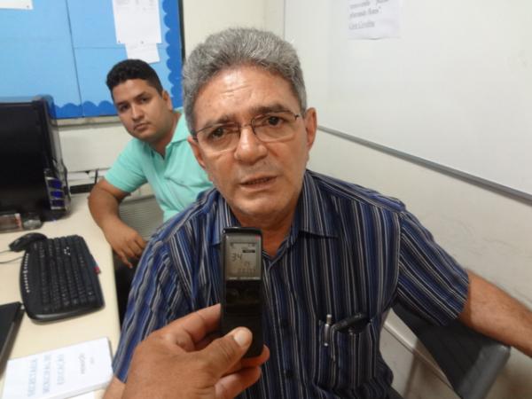 Rede municipal de Floriano passará por restruturação para o ano letivo 2014