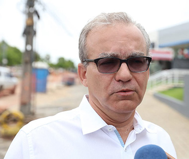 Firmino critica atraso no repasse para Saúde e adverte Ministério Público