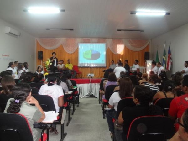 1&ordf; Confer&ecirc;ncia Municipal de Educa&ccedil;&atilde;o em Bar&atilde;o de Graja&uacute;.(Imagem:FlorianoNews)