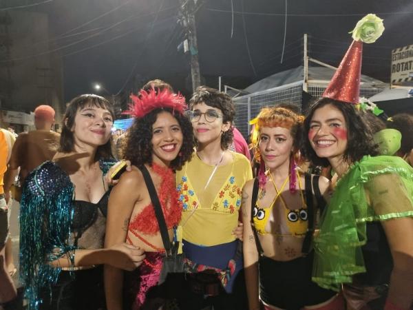 Bloco Stouradas celebra carnaval de rua com artistas LGBTQIAP+ e a valorização do Centro de Teresina