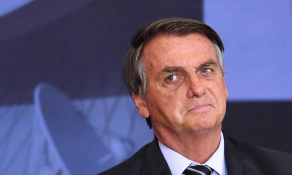 Governistas já articulam a quebra do sigilo telefônico de Bolsonaro na CPI