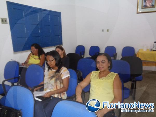 Reunião discute a atuação do professor de educação infantil (Imagem:FlorianoNews)