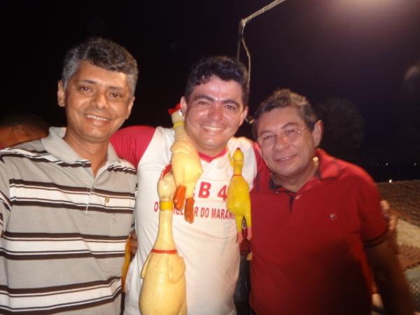 Coliga&ccedil;&atilde;o: Unidos Por Bar&atilde;o  (Imagem: FlorianoNews)