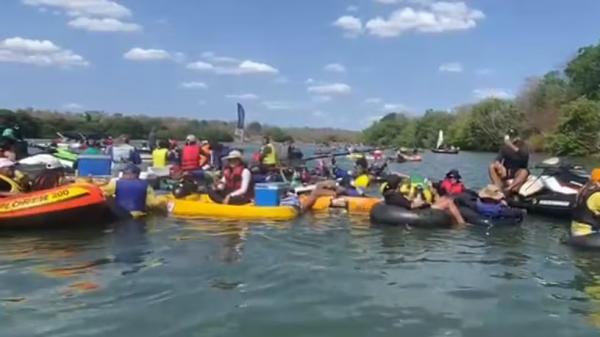 3ª Descida de Boia no Rio Parnaíba reúne 500 pessoas em Floriano