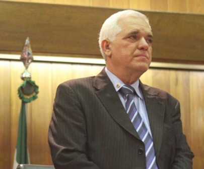 Deputados cobram explicação sobre devolução de R$ 100 mil