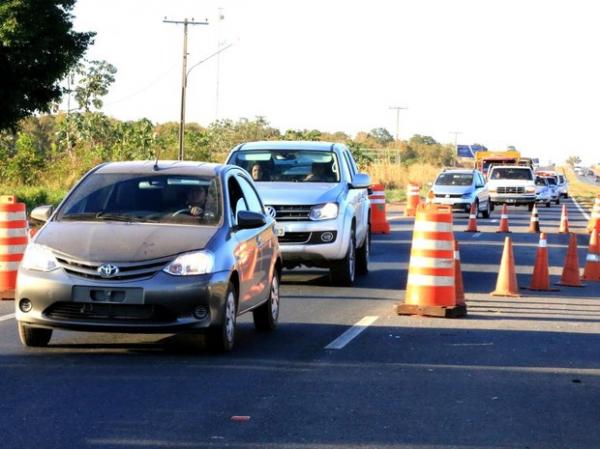 Farol apagado em rodovias do Piauí gera mais de mil multas em um mês