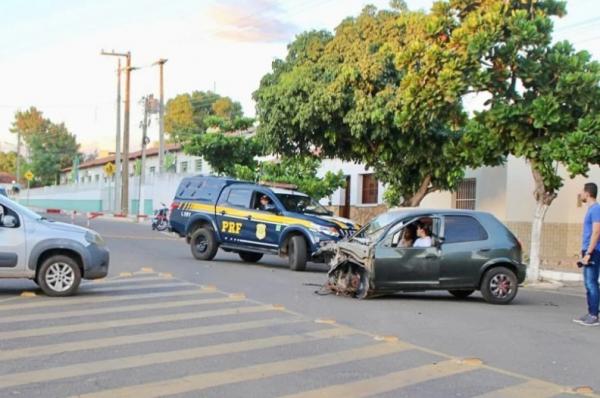  Equipe do Corpo de Bombeiros de Oeiras realiza demonstra&ccedil;&atilde;o de resgate em Ipiranga do Piau&iacute;.(Imagem:Divulga&ccedil;&atilde;o)