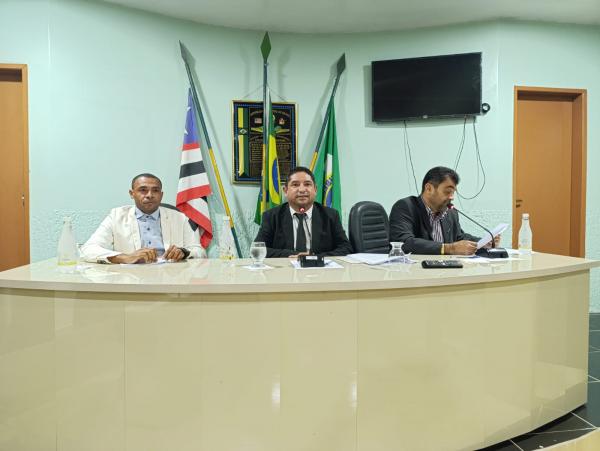 Rejeição do Bolsa Esperança na Câmara Municipal de Barão de Grajaú gera revolta popular