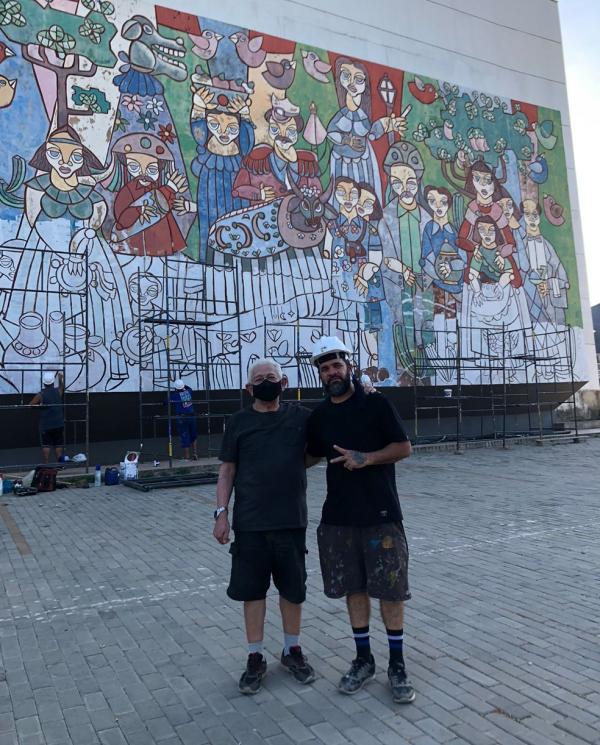 Painel do artista pl&aacute;stico Nonato Oliveira no Centro de Conven&ccedil;&otilde;es de Teresina come&ccedil;a a ser restaurado (Imagem:Reprodu&ccedil;&atilde;o)