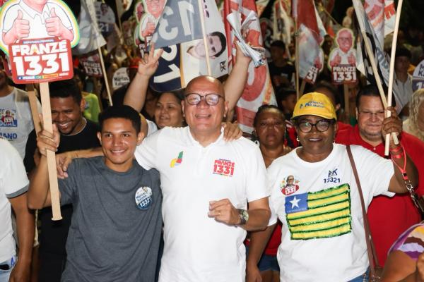 Marcus Kalume e Franzé fazem arrastão em Floriano(Imagem:Ascom)