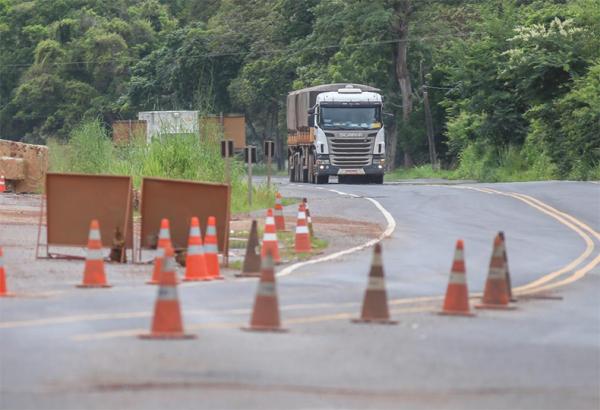 Caminhoneiros estão sem estrutura para trabalhar, alerta sindicato