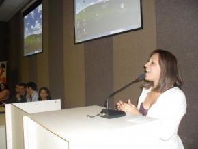 Floriano vai ganhar clínica de Fisioterapia, diz Rejane Dias