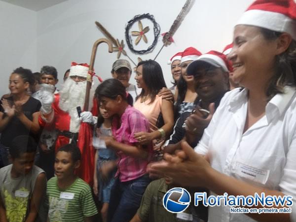CAPS AD III realiza confraterniza&ccedil;&atilde;o de Natal.(Imagem:FlorianoNews)