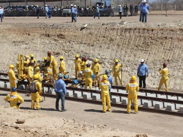 Obra da Transnordestina volta a parar 20 dias após visita de Dilma ao Piauí