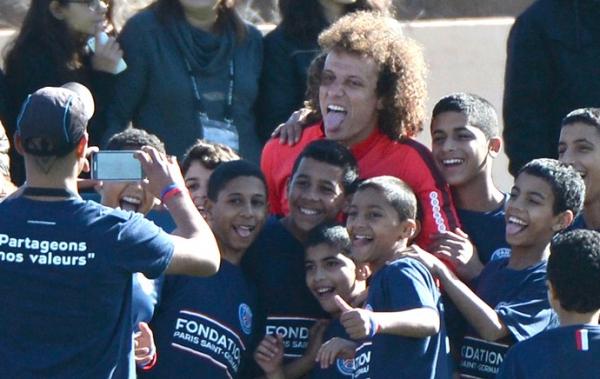 David Luiz inspira m&atilde;e a batizar filho em 2015.(Imagem:AFP)