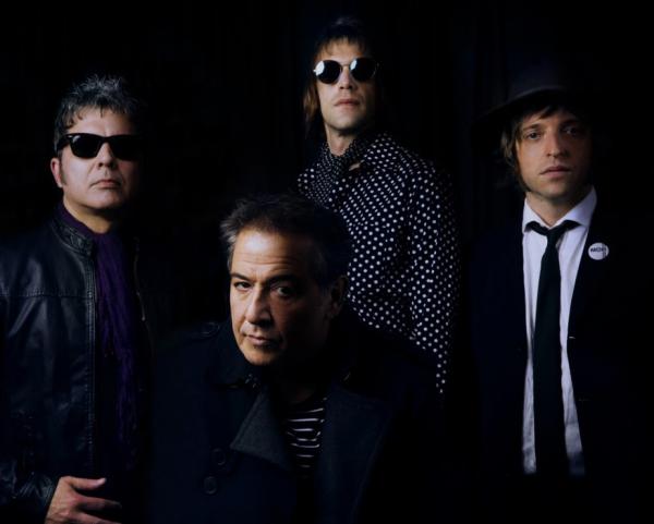 Nasi & Os Spoilers detonam "bomba atômica" em single com punk rock do primeiro álbum do grupo