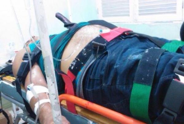 Homem entra em &oacute;bito ap&oacute;s dar entrada no hospital de Floriano com faca cravada no abd&ocirc;men.(Imagem:Divulga&ccedil;&atilde;o/internauta)
