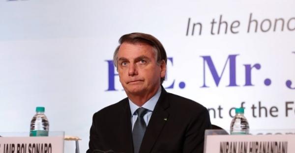 Bolsonaro diz que situação do Enem é "complicada" e fala em sabotagem
