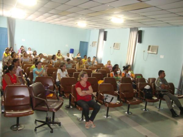 Capacita&ccedil;&atilde;o do N&uacute;cleo de Combate a Viol&ecirc;ncia(Imagem:Amarelinho)