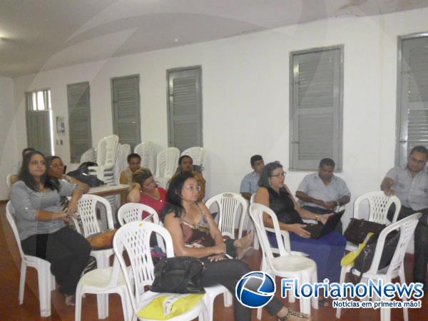 10&ordf; GRE realiza forma&ccedil;&atilde;o para Pacto Nacional pelo Fortalecimento do Ensino M&eacute;dio.(Imagem:FlorianoNews)