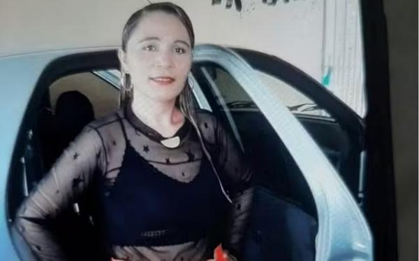 Filho de 19 anos encontrou suspeito de matar a mãe limpando sangue na cena do crime, em Bom Jesus