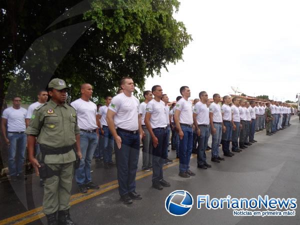Cerimônia marca promoção de cabos em Floriano.(Imagem:FlorianoNews)