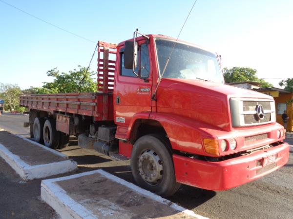 Caminhão tomado de assalto é recuperado pela PRF em Floriano