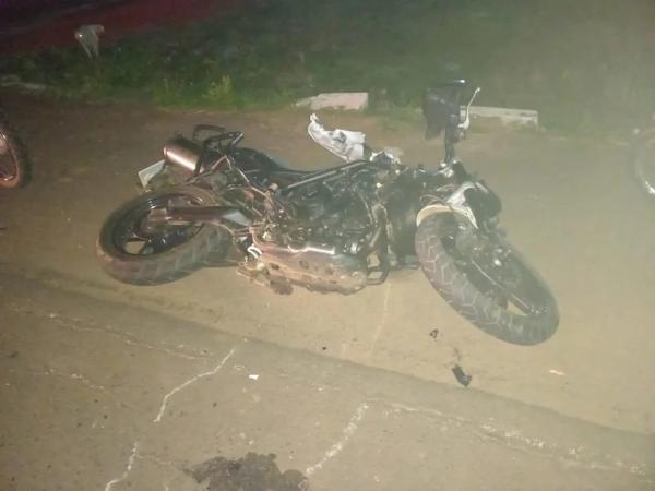 Motocicletas batem de frente e condutores morrem na PI-238, em Sussuapara, Piauí