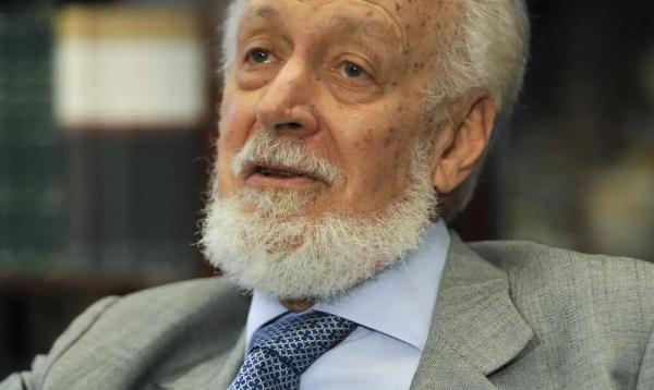 Diplomata filho do poeta piauiense Da Costa e Silva morre aos 92 anos