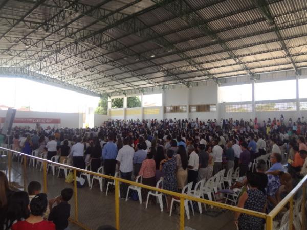 Realizado 1&ordm; dia do Congresso das Testemunhas de Jeov&aacute; em Floriano.(Imagem:FlorianoNews)