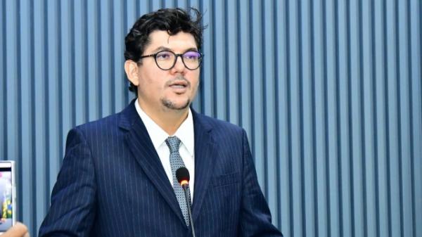 Danilo Martins traz para a tribuna atualizações sobre o transporte público em Floriano