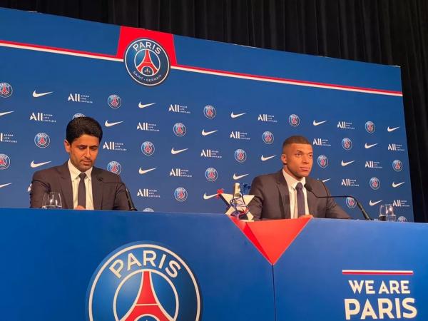 Reclamação da LaLiga sobre o fair play financeiro O presidente do PSG, Nasser Al Khelaïfi, respondeu sobre a reclamação da LaLiga sobre o investimento do clube francês na renovaçã(Imagem:Reprodução)