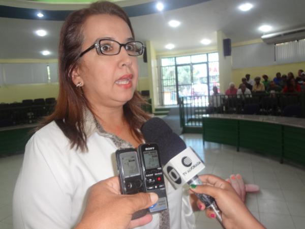 Maria Elena R&ecirc;go(Imagem:FlorianoNews)