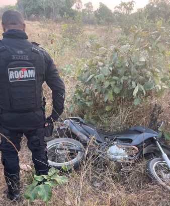 Polícia Militar recupera motocicleta furtada no loteamento Jardim Tropical em Floriano