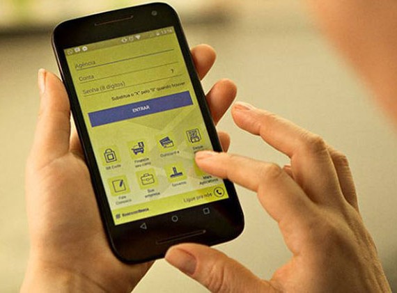 Banco do Brasil lança serviço de compra de dólares pelo celular