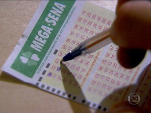 Sorteio da Mega-Sena pode pagar R$ 62 milhões neste sábado