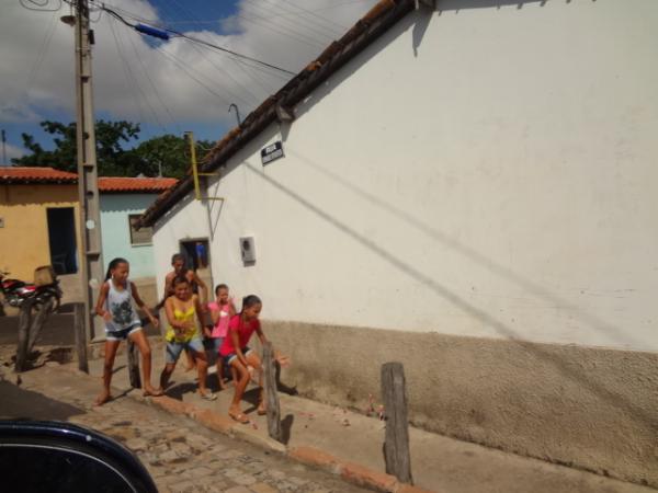 Papai Noel faz a alegria da crian&ccedil;ada em Floriano.(Imagem:FlorianoNews)