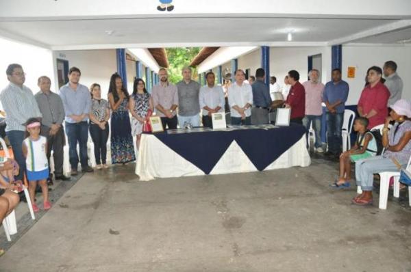Solenidade marca o in&iacute;cio do ano letivo das escolas municipais de Floriano.(Imagem:SECOM)